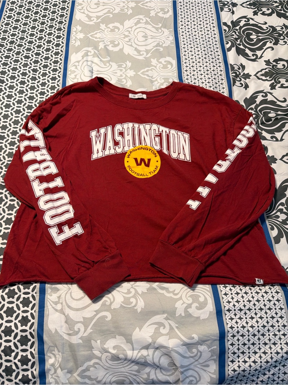 Washington Football Team Long Sleeve Crop Crewneck Shirt - Maroon